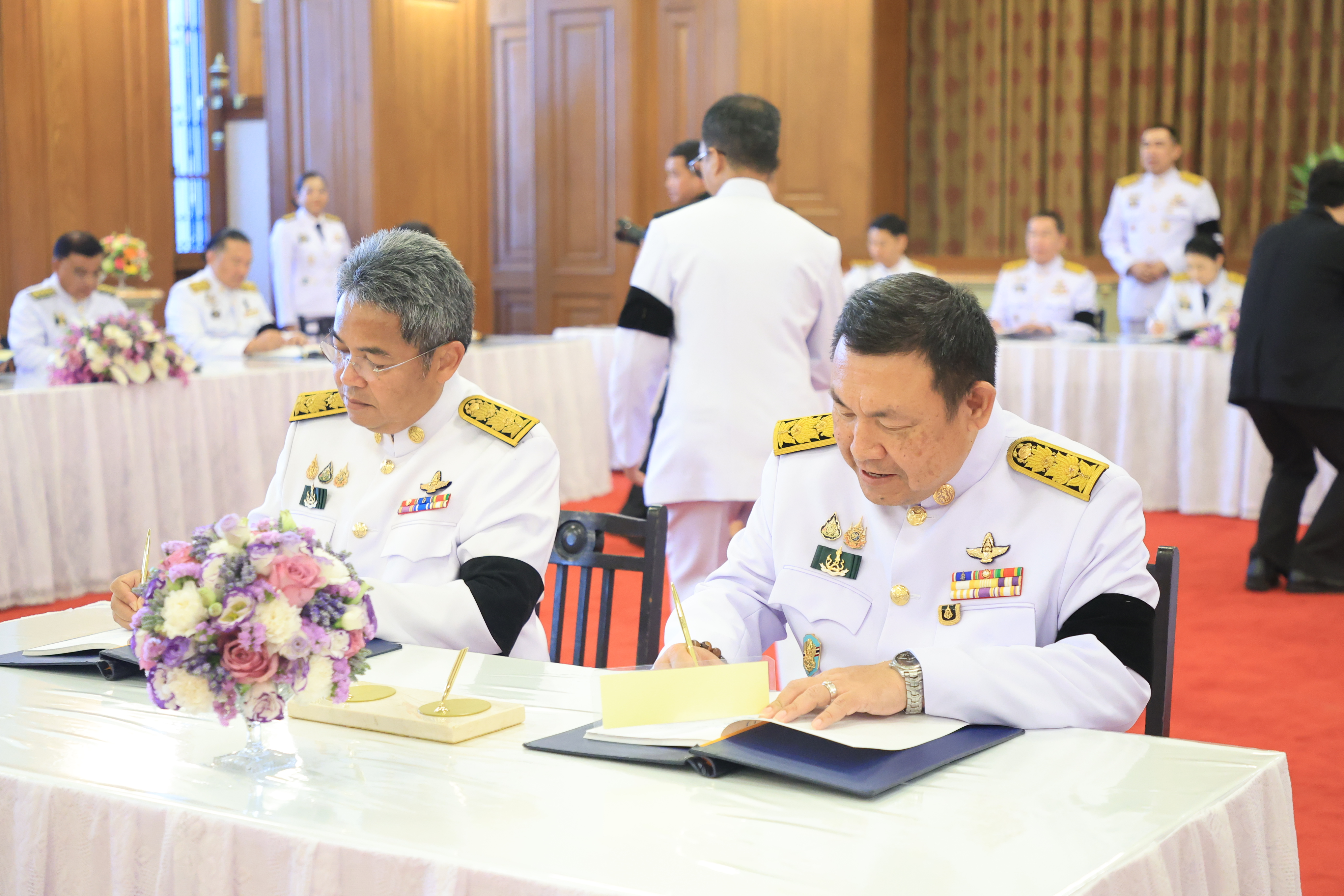 title - เลขาธิการ ส.ป.ก. ลงนามถวายพระพร สมเด็จพระนางเจ้าฯ พระบรมราชินี เนื่องในโอกาสวันเฉลิมพระชนมพรรษา 48 พรรษา 3 มิถุนายน 2569  ณ ศาลาสหทัยสมาคม พระบรมมหาราชวัง